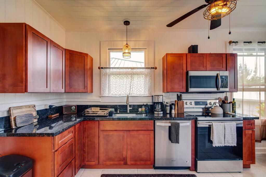 New Paddler'S Inn- 3Br Hilo Downtown Exterior photo
